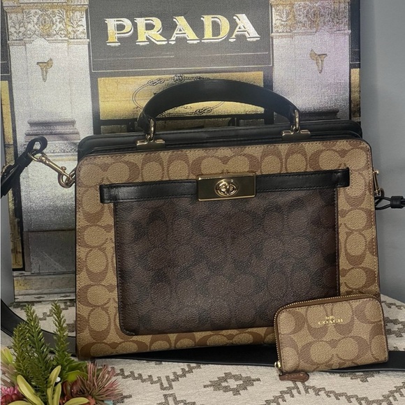 Coach  Signature  Briefcase - Picture 2 of 5